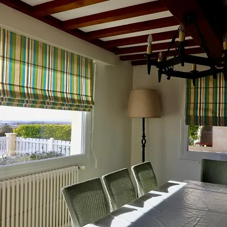 Facing Sea And 7 Pers 1 Baby Vakantiehuis